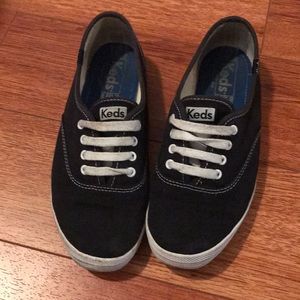 Black keds